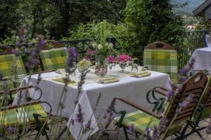 Gasthaus und Ferienwohnungen "Zum Büchsenmacher"