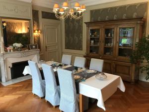 Chambres d'Hôtes Château de Viviez photo 24