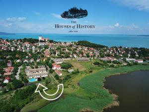 The Houses of History - anno 1830