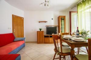 Apartment Ante