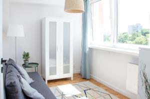 APARTAMENT w SERCU miasta z widokiem na morze