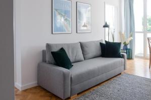 APARTAMENT w SERCU miasta z widokiem na morze