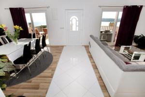 Holiday house Anamarija