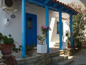 Xenonas Blue Heraklio Greece