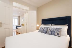 The Modern 1551 Apartment