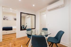 The Modern 1551 Apartment