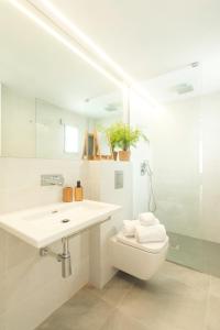 Sea Breeze Apartments