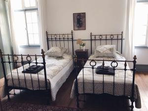 B&B / Chambres d'hotes Auberge Lion D'Or : photos des chambres