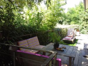 Maisons de vacances Les Gites du Belvedere - Arbois : photos des chambres