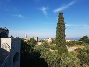 Trapela Areopolis, Boutique Hotel