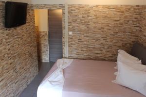 Luxury Living Apartments and Spa