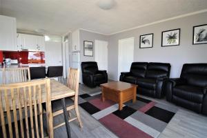 Beachfront 3 25 Willow Street - 4hvězdičkové hotely ve městě Crescent Head