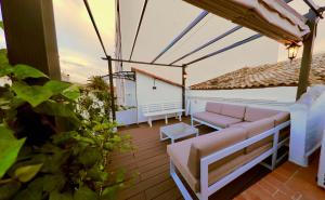 Old Fishermans House in Malvarrosa Beach