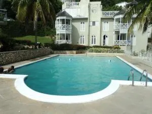 Chill on the Hill - Bogg