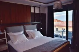 Alexander Inn - Stavros