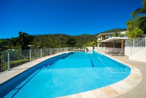 Airlie Summit Apartments