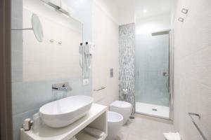 Toledo 16 Luxury Suites