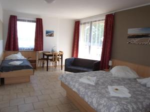 Triple Room with Balcony room in Hotel Bergmühle