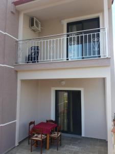 Apartments Villa Dovinefa