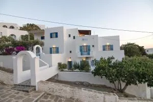 Athena Rooms - Ios Chora