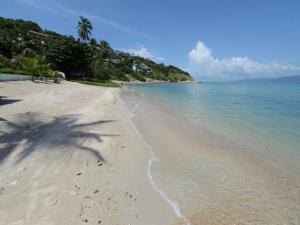 4 Bedroom Villa TG33 on Beachfront Resort SDV284-By Samui Dream Villas