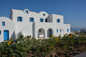 Artemis Village Santorini Greece