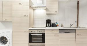 Spacious apartment in the historic center of Berlin Separate entrance