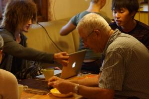 Hostel Mostel Hub Rooms and Apartments