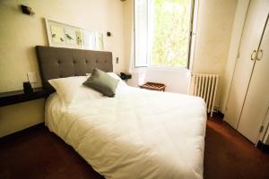 Hotels Logis hotel restaurant de Provence : photos des chambres