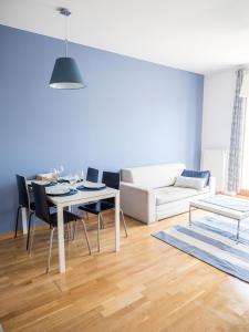 Marine Apartment