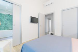 Two-Bedroom Apartment room in Isola Suite