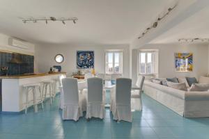 Elegante Attico panoramico a 2 passi dal mare