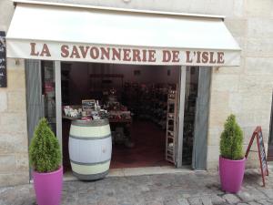 Appartements Les Logis des Vignobles Sainte Emilion en Duplex n 1 avec terrasse : photos des chambres