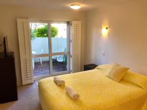 Camargue Beachfront Apartments Apartment In Mooloolaba - 