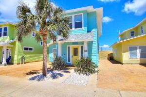Four-Bedroom House room in Seas The Day