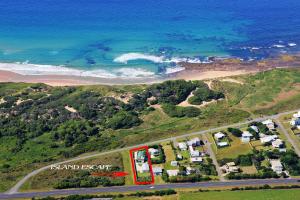 Island Escape with 12m Indoor Pool