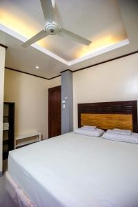 Oslob Seafari Resort