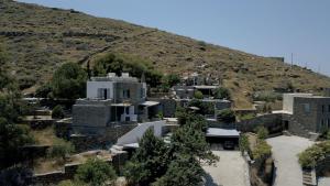Aigaion House