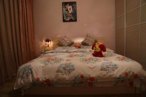 . Warm Comfortable and Love Travel Apartment Near Kunming Station