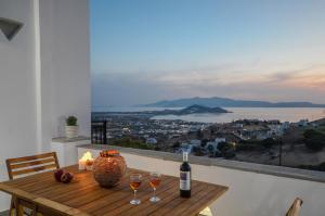 RED SUNSET VACATION HOME Naxos Greece