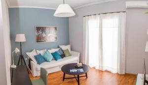 Gazi Discrit Next To Subway