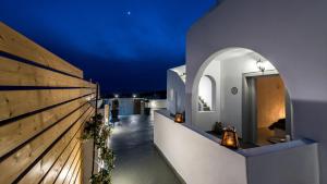 Anthelea Santorini Hotel