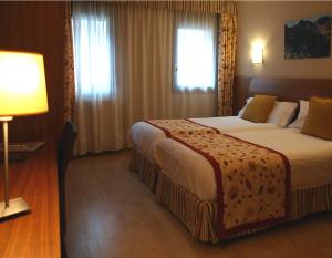 Double or Twin Room with Spa Access room in Hotel Guillem & Spa
