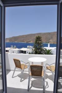 Studios Akrogiali Amorgos Greece