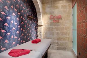 Hotels Boutique Hotel des Remparts & Spa : photos des chambres