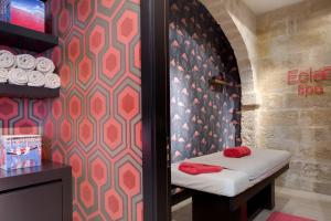 Hotels Boutique Hotel des Remparts & Spa : photos des chambres