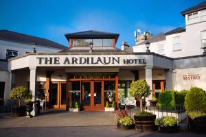 Ardilaun hotel, 
Galway, Irish Republic.
The photo picture quality can be
variable. We apologize if the
quality is of an unacceptable
level.