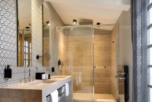 Hotels Boutique Hotel des Remparts & Spa : photos des chambres