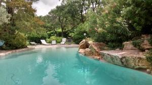 B&B / Chambres d'hotes La Bousquatiere : photos des chambres