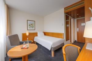 Standard Single Room room in Novotel Freiburg am Konzerthaus